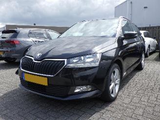 krockskadad bil auto Skoda Fabia 1.0 TSI Sport Business 2020/2