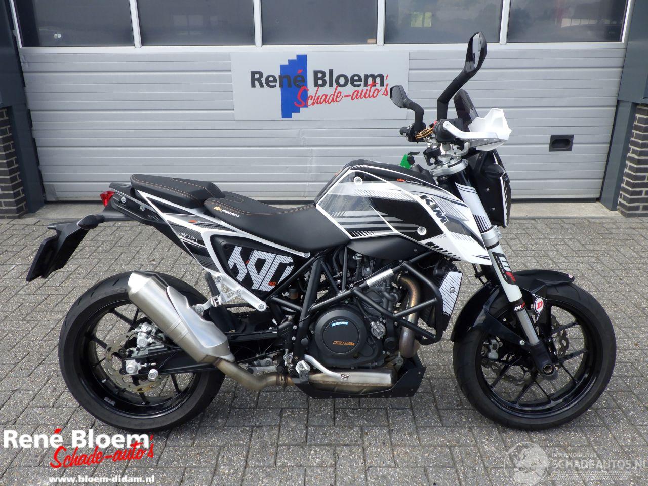 KTM 690 Duke 