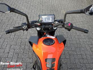 KTM 390 Duke ABS picture 10