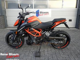 krockskadad bil motor KTM 390 Duke ABS 2024/2