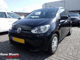 damaged passenger cars Volkswagen Up! 1.0 Move up! Bluemotion 5drs Airco 2015/10
