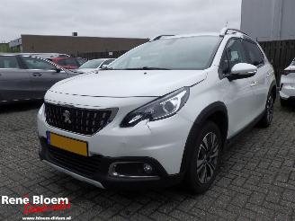 Coche accidentado Peugeot 2008 1.2 PureTech Navi GT-Line 2018/2