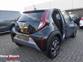 damaged passenger cars Toyota Aygo X 1.0 VVT-i MT Pulse Carplay 2025/8