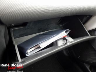 Peugeot 108 1.0 e-VTI Active 5drs Airco picture 18