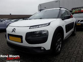 Damaged car Citroën C4 cactus 1.2 Puretech Business Plus 110pk 2016/6