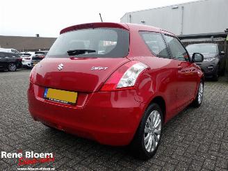 Vaurioauto  passenger cars Suzuki Swift 1.2 Exclusive 94pk Airco 2011/1