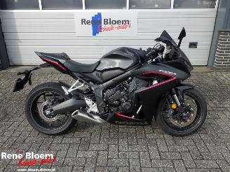 Honda  CBR 650R picture 1