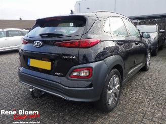 Vaurioauto  passenger cars Hyundai Kona EV Comfort 64kWh 204pk Navi 2020/12