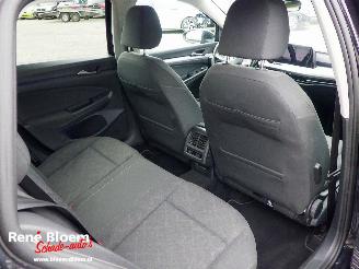 Volkswagen Golf 2.0 TDI Life Business picture 8