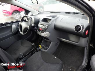 Peugeot 107 1.0 12V XS 5drs Airco picture 9