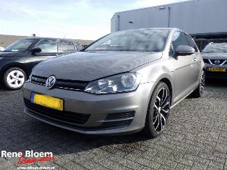 Coche accidentado Volkswagen Golf 1.6 TDI Trendline Blue Motion Clima 2014/11