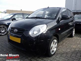 Schadeauto Kia Picanto 1.0 x-pect 5drs Airco 2011/10