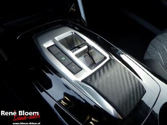 Peugeot e-2008 EV Allure Avantage 54kWh 156pk picture 18