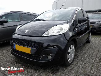 Vaurioauto  passenger cars Peugeot 107 1.0 Active 5drs Airco 2012/4