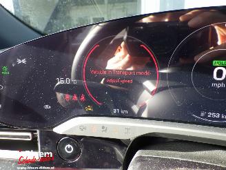 Porsche Taycan 4 Cross Turismo picture 19