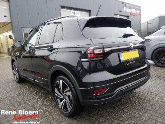 damaged passenger cars Volkswagen T-Cross 1.5 TSI R-Line Business Automaat 2024/4