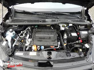 Peugeot e-2008 EV Allure 54kwh 156pk picture 6