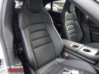 Porsche Taycan Sport Turismo 105kwh Performance + Battery picture 12