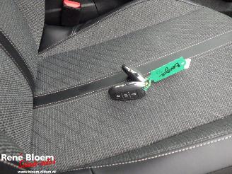 Peugeot 208 Hybrid 100 e-DCS6 Allure Automaat picture 11
