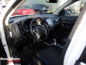 Mitsubishi Outlander 2.4 PHEV Pure  Aut Navi picture 16