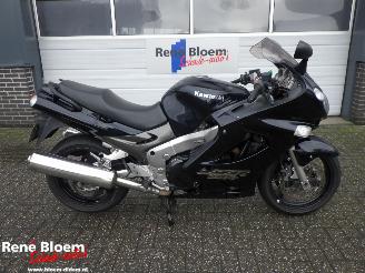 škoda motocykly Kawasaki ZZ - R 1200  2005/2