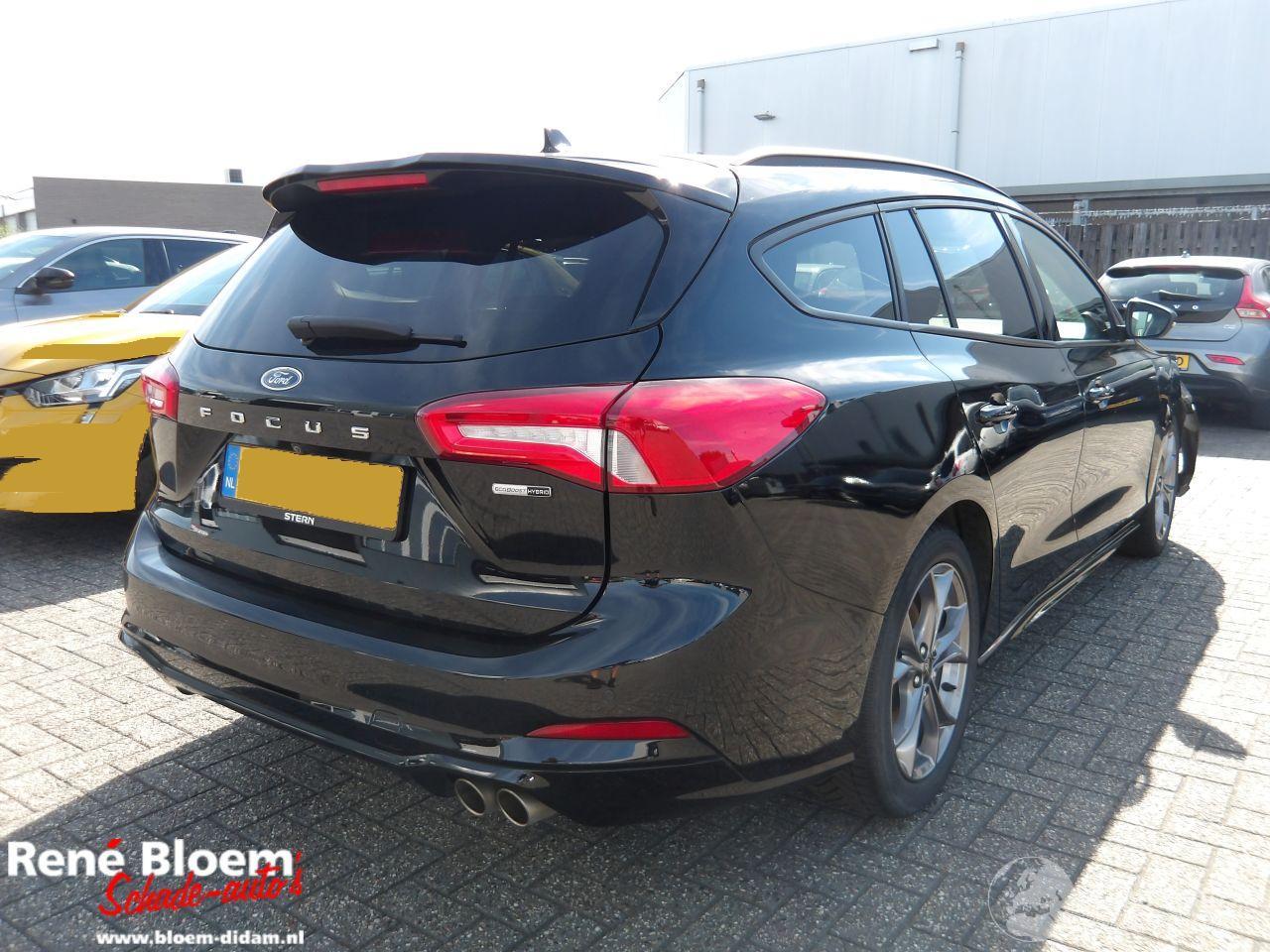 Ford Focus 1.0 EcoBoost Hybrid ST-Line X Business