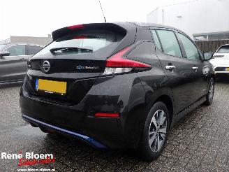 Vaurioauto  passenger cars Nissan Leaf Acenta 40kwh Aut Carplay 2021/3