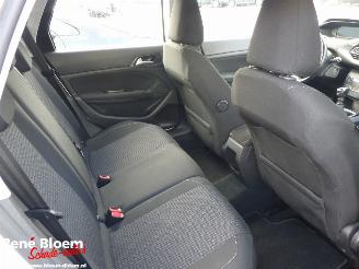 Peugeot 308 1.2 Puretech Blue Active Clima 5drs picture 10