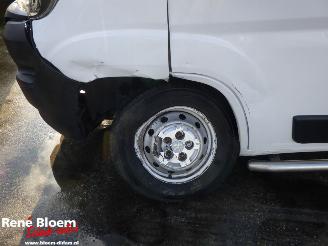 Peugeot Boxer 2.2 BlueHDI L2H1 Premium picture 10