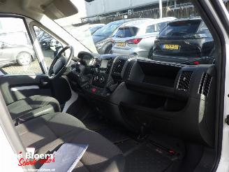 Peugeot Boxer 2.2 BlueHDI L2H1 Premium picture 11