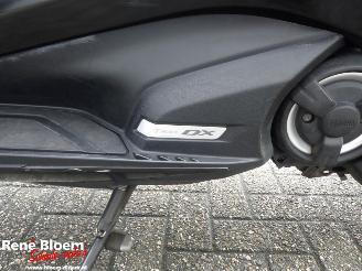 Yamaha  T-Max 530 DX picture 12