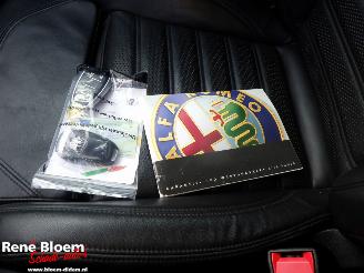 Alfa Romeo Giulia 2.0 T AWD Veloce Q4 picture 23