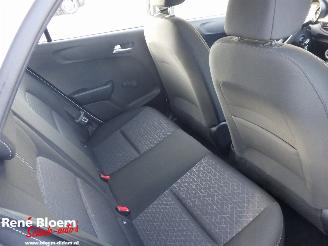 Kia Picanto 1.0 DPI Comfortline 5drs Airco picture 10