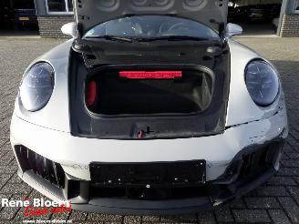 Porsche 911 992.2 Cabrio GTS 3.6T-Hybrid 541 pk picture 11