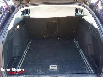 Peugeot 308 SW 1.6 BlueHDI Blue Lease Executive picture 15