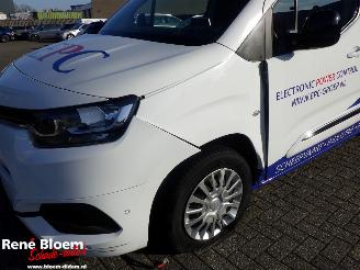 Toyota Proace CITY 1.5 D-4D Prof picture 7