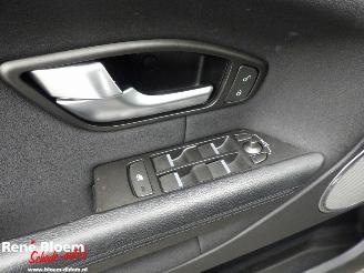 Land Rover Range Rover Evoque 2.0 TD4 Urban Series SE picture 22