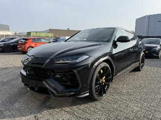 uszkodzony samochody osobowe Lamborghini Urus 4.0 V8 Carbon Full Option 650pk 2022/2