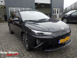 MG 5 Electric Standard Range Luxury 50kWh 177pk picture 2