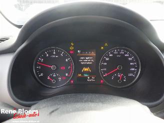 Kia Stonic 10T GDI MHEV Dynamic-Line picture 15