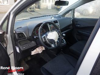 Toyota Verso -S 1.3 VVT-i Aspiration picture 12