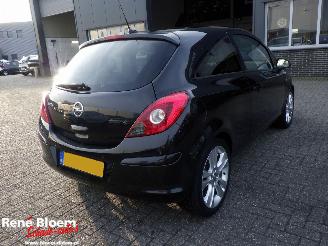 Opel Corsa 1.4 16V Cosmo Airco picture 4