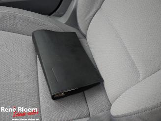 Volkswagen Golf 1.4 TSI ComfortLine Business picture 15