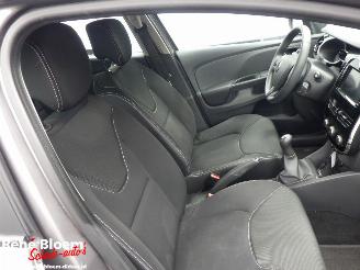 Renault Clio 0.9 TCE Expression 5drs Navi picture 12