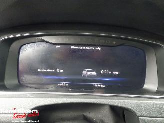 Volkswagen Golf 1.6 TDI R-Line Automaat picture 16