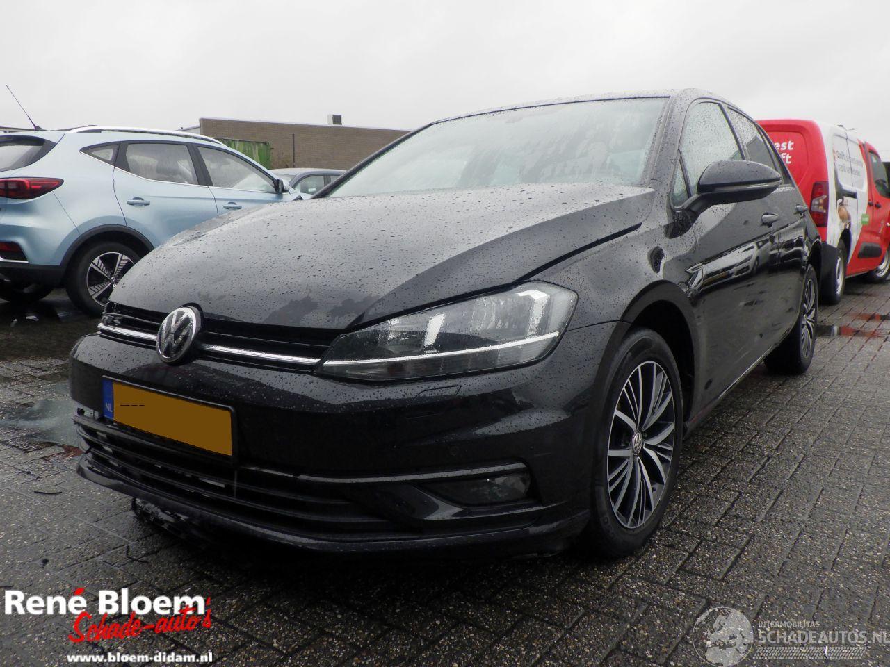 Volkswagen Golf 1.6 TDI R-Line Automaat