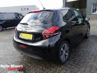 Peugeot 208 1.2 Puretech Roland Garros 110pk picture 4