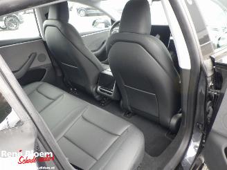 Tesla Model 3 RWD 60kwh 283pk Aut picture 12