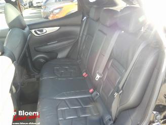 Nissan Qashqai 1.3 DIG-T Tekna 140pk picture 15