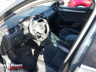 Skoda Octavia Combi 1.0 TSI Greentech Style Business picture 10